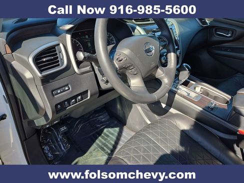 Used 2019 Nissan Murano Platinum w/ Cargo Package image 12