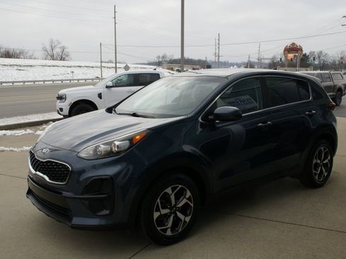 Used 2022 Kia Sportage LX image 5