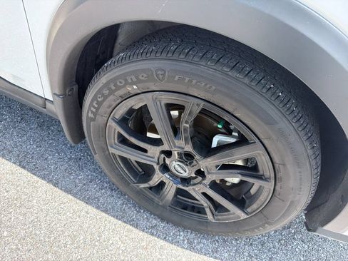Used 2024 Nissan Kicks SV w/ Exterior Package FWD image 17