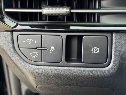 New 2026 Kia Sportage SX FWD image 23