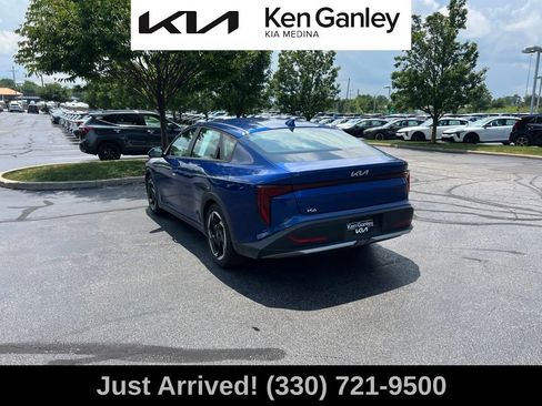 Certified 2025 Kia K4 GT-Line Turbo FWD image 7