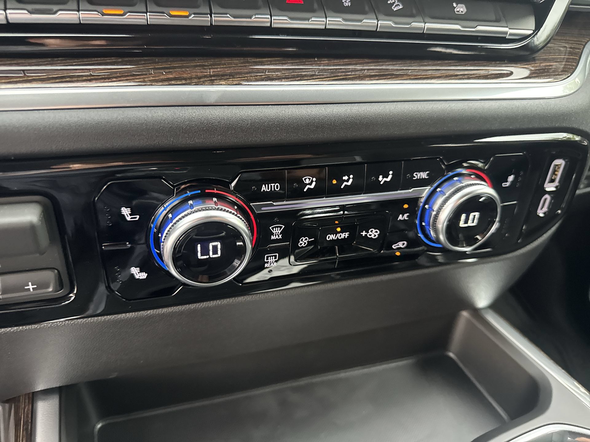 New 2026 GMC Sierra 1500 Elevation AWD/4WD image 16