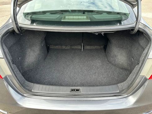 Used 2015 Nissan Sentra SL w/ Navigation Package image 24