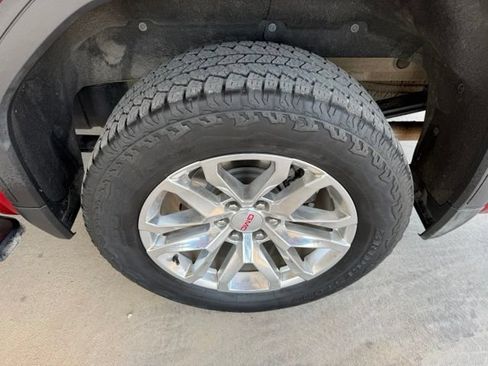 Used 2021 GMC Sierra 1500 SLT AWD/4WD image 5