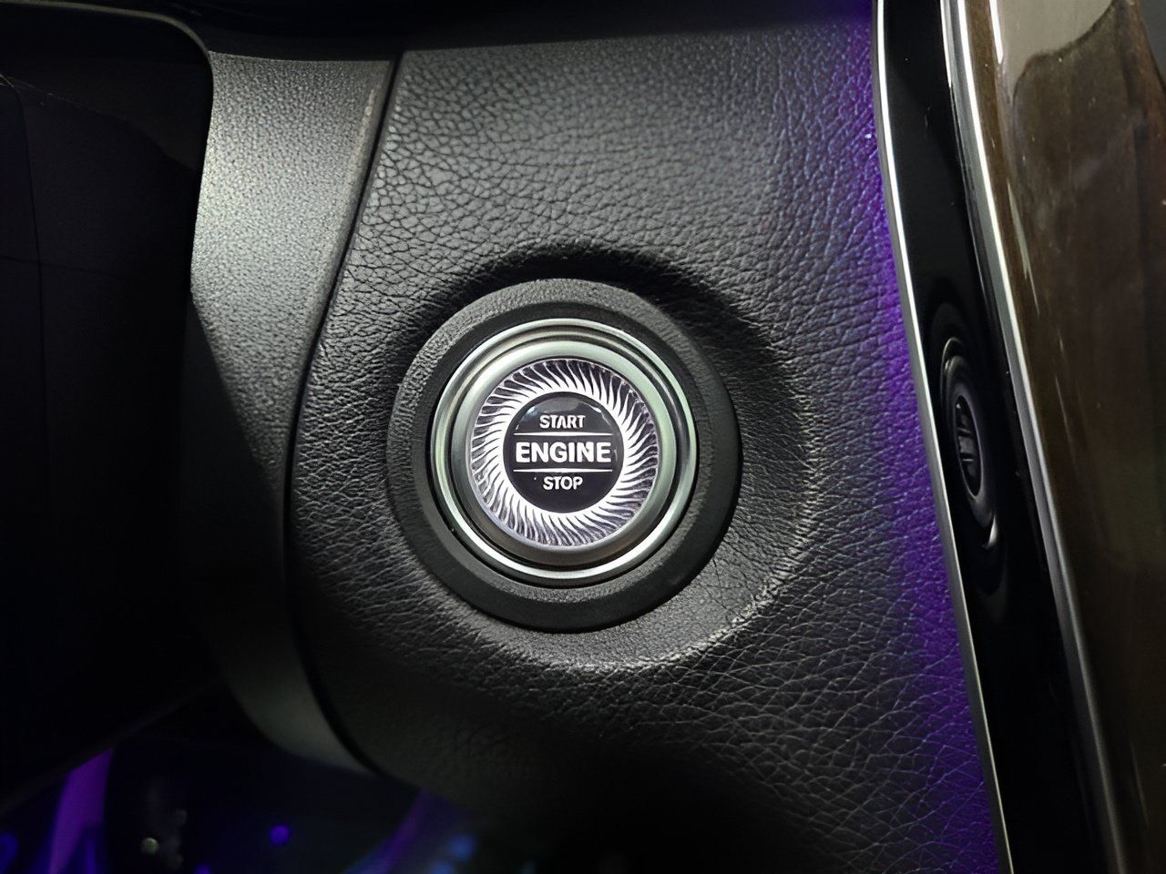 Used 2022 Mercedes-Benz C 300 4MATIC Coupe image 29