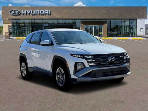 New 2026 Hyundai Tucson Blue SE image 53