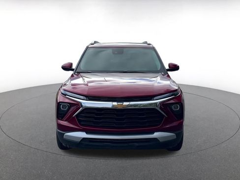 Used 2025 Chevrolet TrailBlazer LT image 4