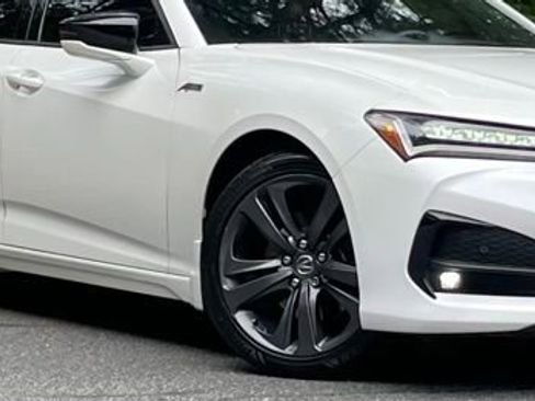 Used 2022 Acura TLX w/ A-SPEC Pkg FWD image 10