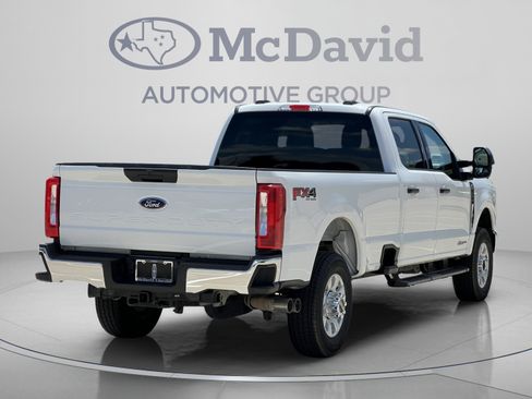 Used 2024 Ford F350 XLT w/ FX4 Off-Road Package AWD/4WD image 7
