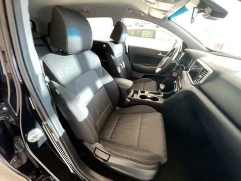 Used 2021 Kia Sportage LX AWD/4WD image 23