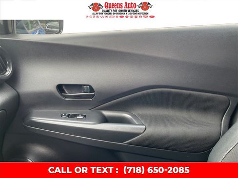 Used 2021 Nissan Kicks S FWD image 24