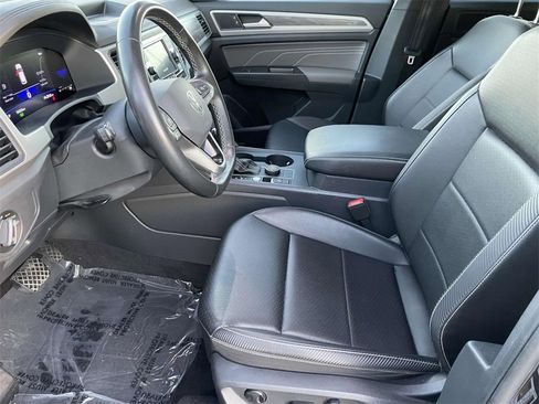 Used 2022 Volkswagen Atlas Cross Sport SE image 20