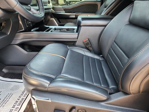 Used 2024 Ford F350 Platinum image 9