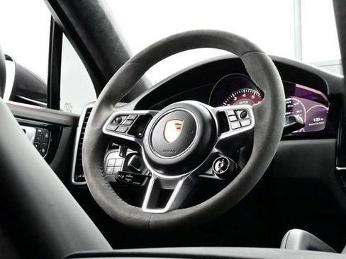 Certified 2023 Porsche Cayenne GTS AWD/4WD image 20