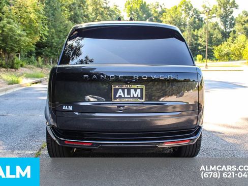 Used 2024 Land Rover Range Rover Long Wheelbase SE AWD/4WD image 10