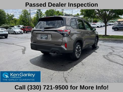 Used 2025 Subaru Forester Premium w/ Convenience Package #1 AWD/4WD image 8