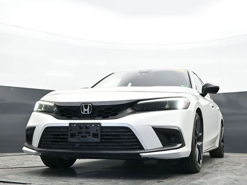 Used 2023 Honda Civic Sport image 27