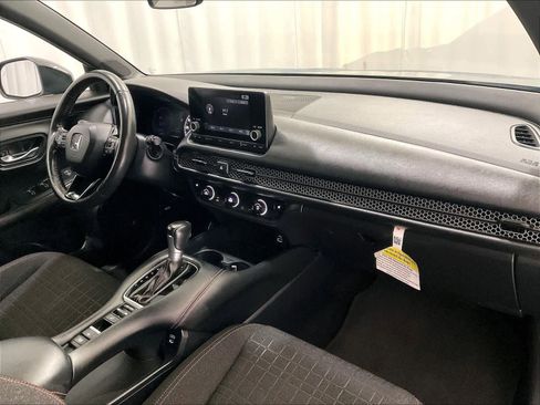 Used 2024 Honda HR-V Sport image 14