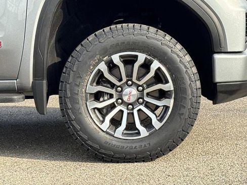 Used 2023 GMC Sierra 1500 AT4 w/ AT4 Premium Package image 31