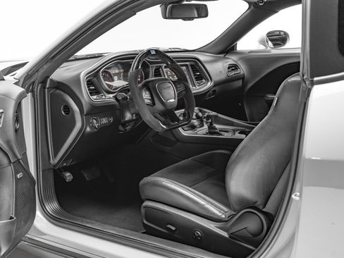 Used 2021 Dodge Challenger R/T Scat Pack w/ Plus Package image 9