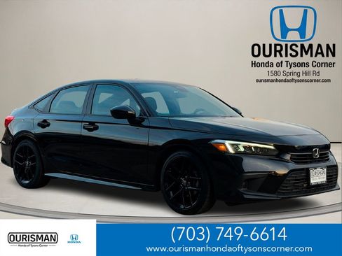 Used 2024 Honda Civic Sport image 1