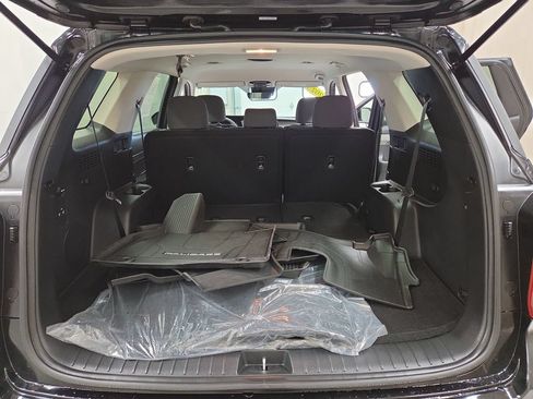 Used 2025 Hyundai Palisade SE AWD/4WD image 9