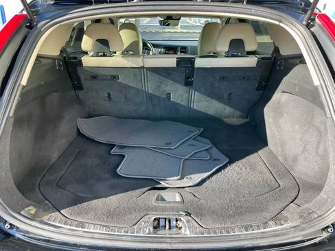 Used 2016 Volvo V60 T5 Premier image 43
