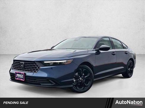 Used 2025 Honda Accord SE image 1