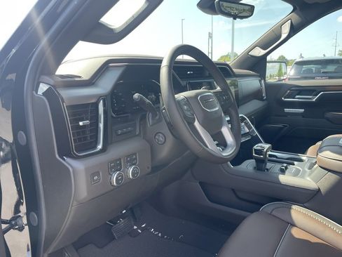New 2026 GMC Sierra 1500 Denali w/ Technology Package image 11