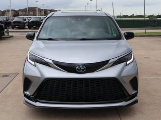 Used 2024 Toyota Sienna XSE FWD video 2