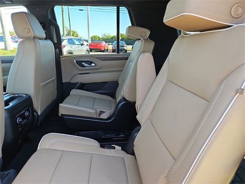 Used 2023 Chevrolet Tahoe Premier image 13