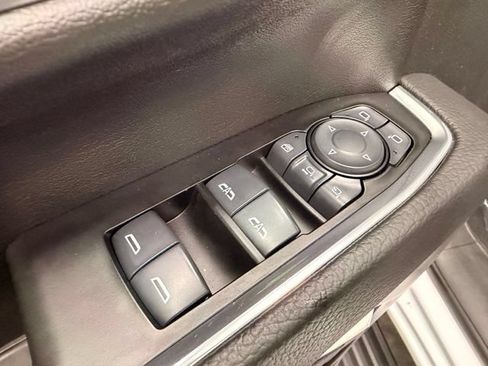 Used 2025 GMC Sierra 3500 Denali w/ Denali Reserve Package AWD/4WD image 26