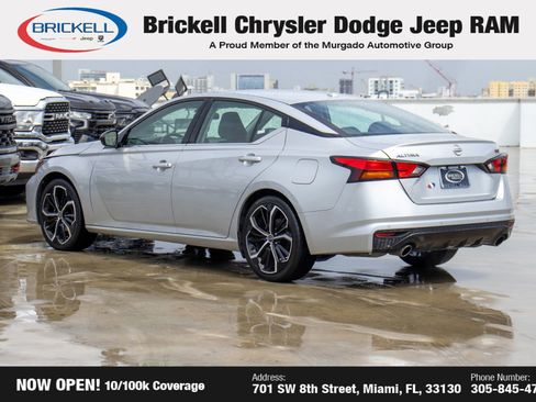 Used 2024 Nissan Altima 2.5 SR FWD image 7