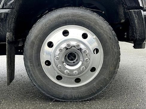 Used 2024 Ford F450 Limited w/ FX4 Off-Road Package AWD/4WD image 9