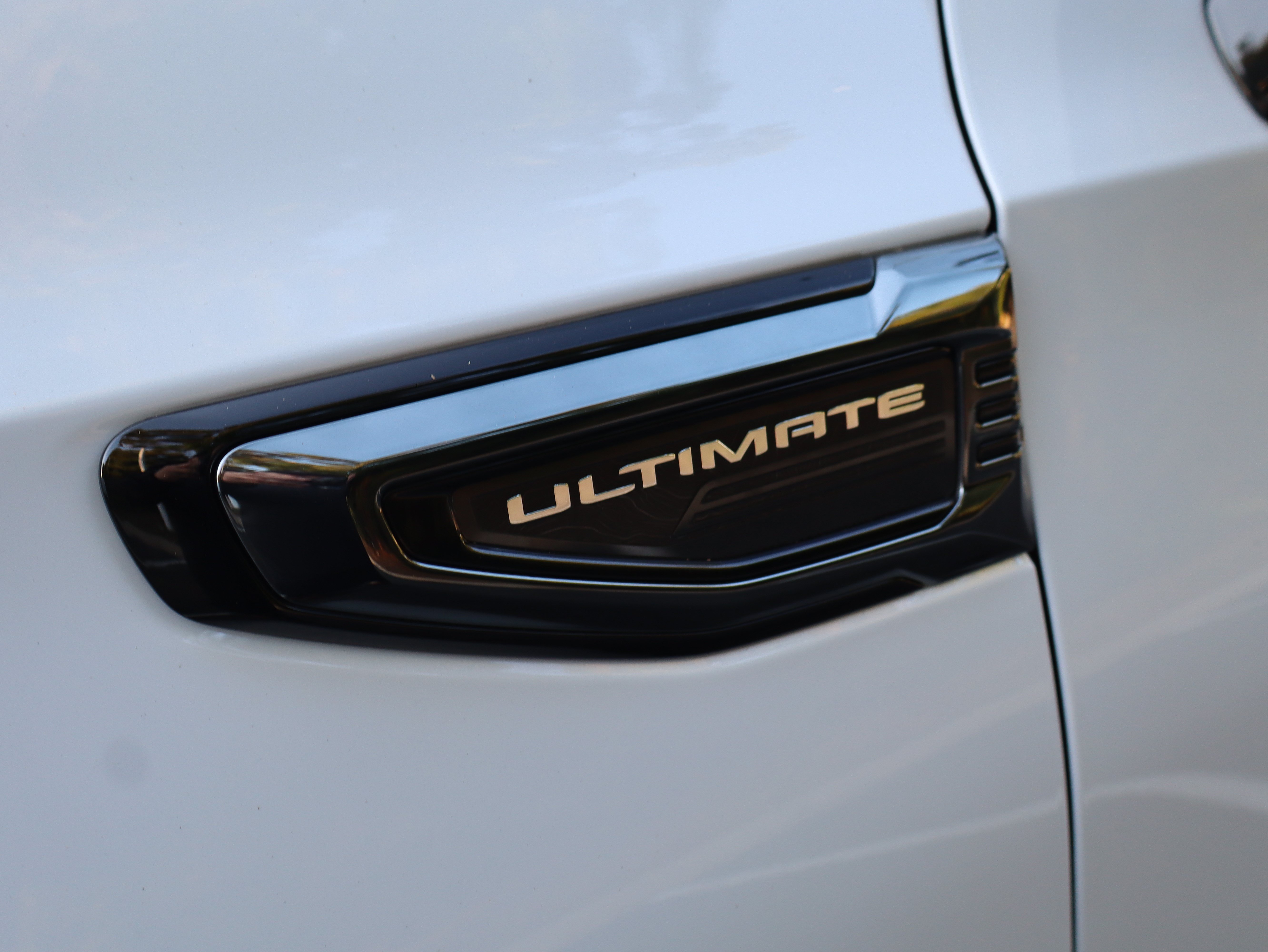Used 2026 GMC Yukon Denali Ultimate AWD/4WD image 16