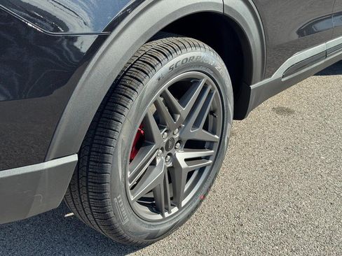 New 2026 Ford Explorer ST w/ Sun And Sound Package image 5