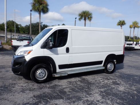 Used 2025 RAM ProMaster 2500 w/ U-Haul Equipment Group FWD image 2