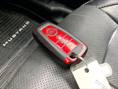 Used 2018 Ford Mustang Premium RWD image 12