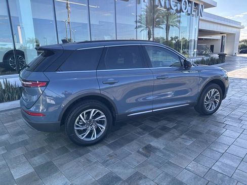 New 2026 Lincoln Corsair Premiere image 2