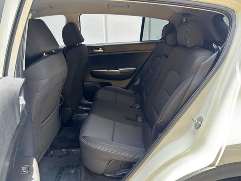 Used 2020 Kia Sportage LX FWD image 34