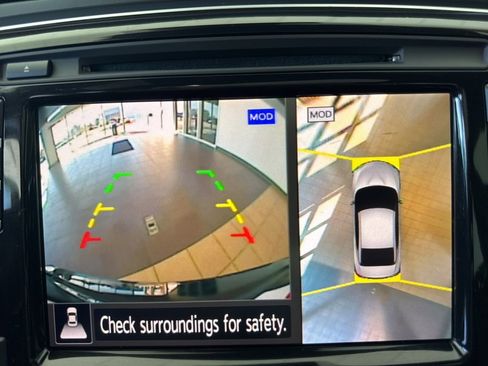 Used 2023 Nissan Maxima SR w/ Sport Mat Group image 32