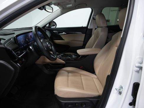 Used 2024 Buick Envision Preferred AWD/4WD image 32