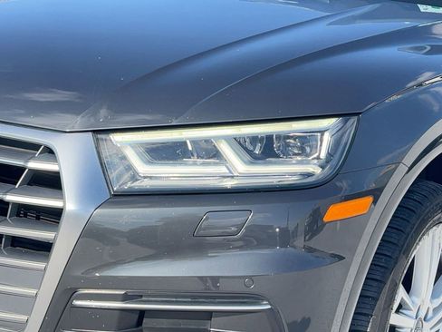 Used 2018 Audi Q5 2.0T Premium Plus w/ Premium Plus Package image 11