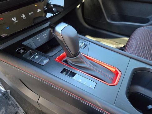 New 2026 Nissan Kicks SR FWD image 19