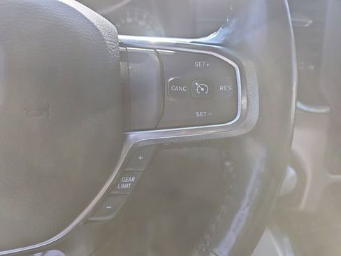 Used 2019 RAM 1500 Laramie w/ Sport Appearance Package AWD/4WD image 18