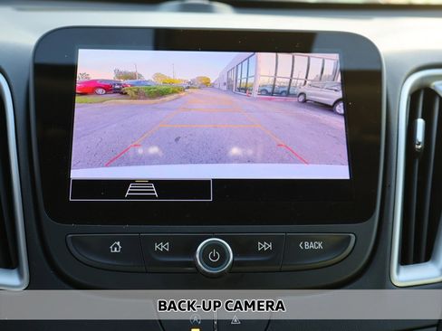 Used 2024 Chevrolet Malibu LT image 5