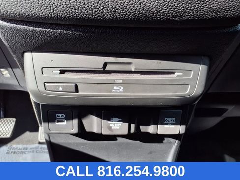 Used 2023 Honda Odyssey Touring image 19