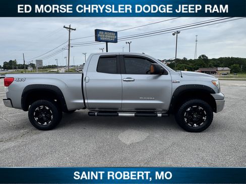 Used 2012 Toyota Tundra 4x4 Double Cab w/ Tow Pkg image 6