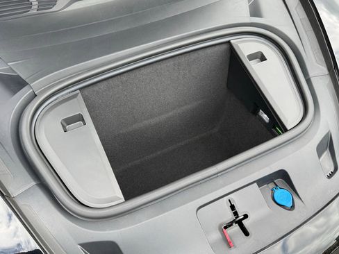 Certified 2024 Porsche Taycan RWD image 32