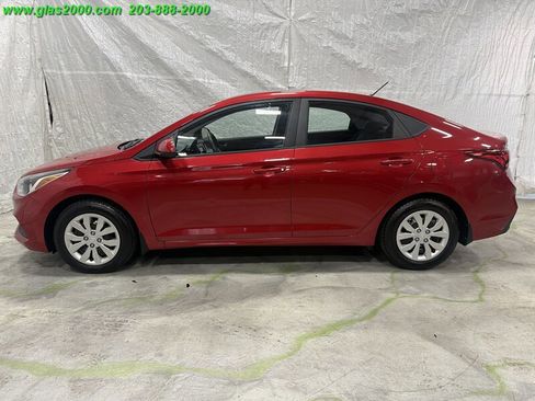 Used 2019 Hyundai Accent SE FWD image 13
